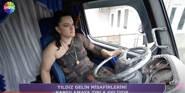 Yarışmacılardan Yıldız gelinin misafirlerini tırla karşılamaya gittiği anlar herkesi şaşırttı.