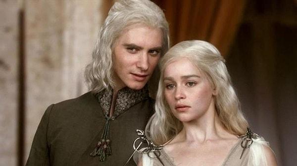 As the eldest of the surviving Targaryen brothers and the only male, Viserys has power over his sister and exploits it.