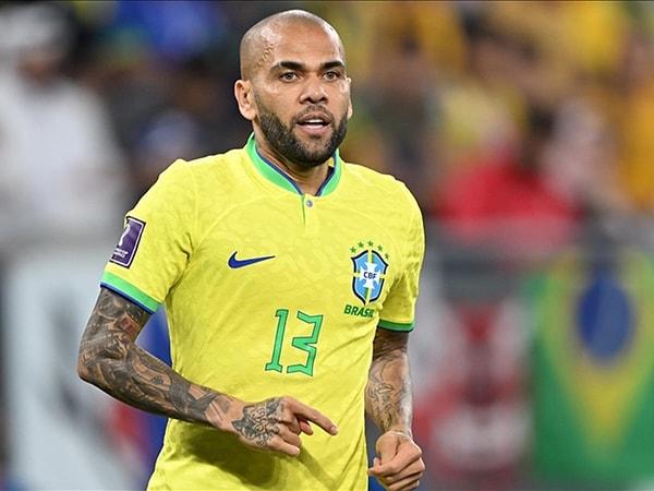 Brezilyalı eski futbolcu hakkındaki intihar iddiaları yalanlarken açıklamada şu ifadelere yer verildi: