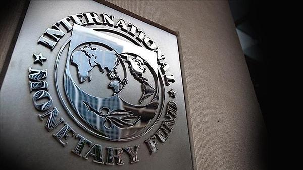 Davutoğlu şu anda Türkiye'de IMF kurallarının işlemeye başladığını iddia etti. Davutoğlu'nun açıklamalarında öne çıkan bölümler şöyle 👇