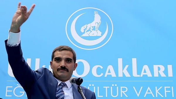 Eski Ülkü Ocakları Başkanı Sinan Ateş, 30 Aralık 2022'de, Çankaya'daki evinden çıktığı sırada motosikletli 2 kişinin silahlı saldırısına uğramış ve hayatını kaybetmişti.