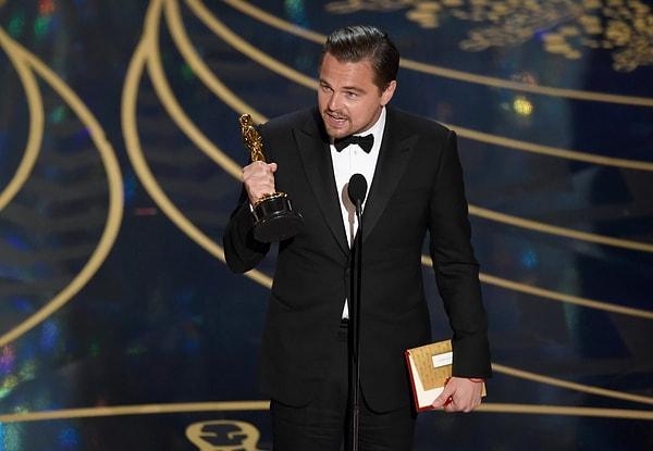 5. Leonardo DiCaprio - Oscar: The Revenant (2015) / Altın Ahududu: The Man in the Iron Mask (1998)