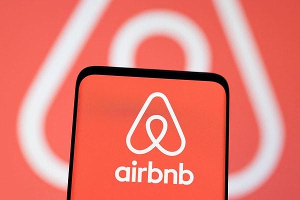 Airbnb, ev sahiplerinin iç mekanlarda güvenlik kamerası kullanmasını tamamen yasakladığını duyurdu.