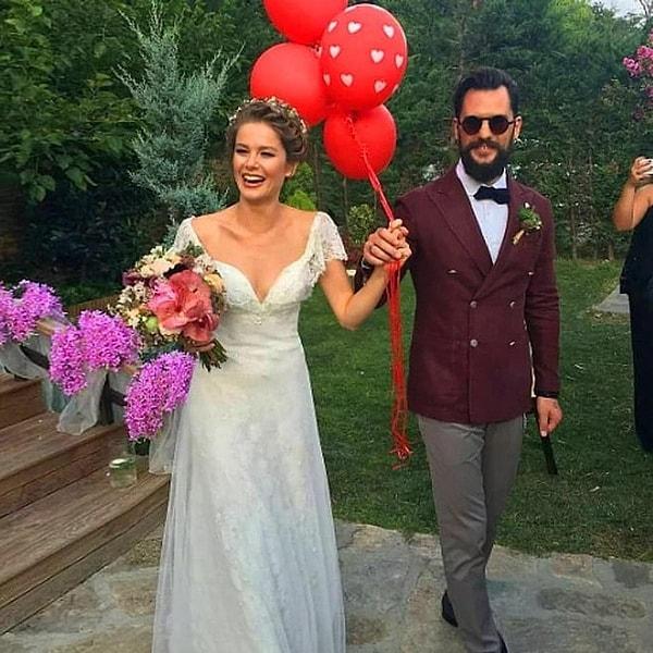 Burcu Biricik, 2016 yılında sevgilisi Emre Yetkin ile nikah masasına oturmuş, güzeller güzeli bir gelin olmuştu.