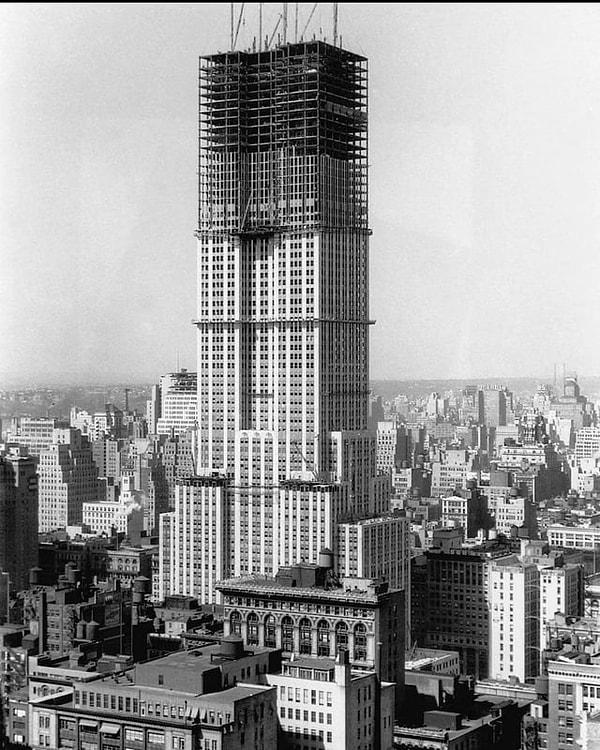 10. Empire State Binası'nın inşaatı. (1930)
