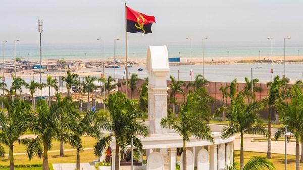 Angola'da, büyücülük suçlamalarını aklamak için bitkisel bir karışım içmeye zorlanan 50 kişi hayatını kaybetti.