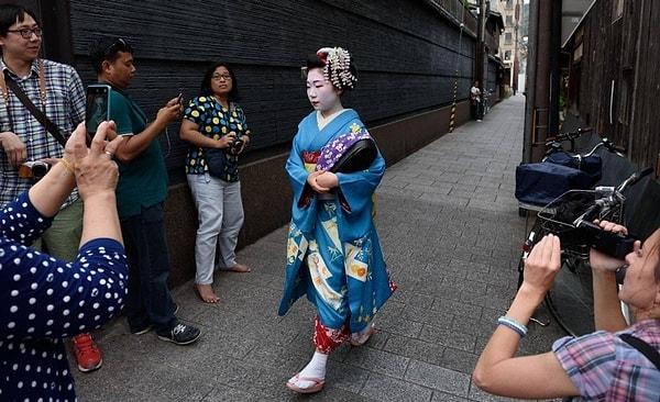 Isokazu Ota, a representative from Gion's local council, stated in an interview with CNN,
