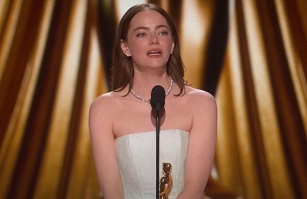 In her speech, Emma Stone thanked all the other nominees and took a moment to specifically acknowledge Gladstone, who was expected to win.