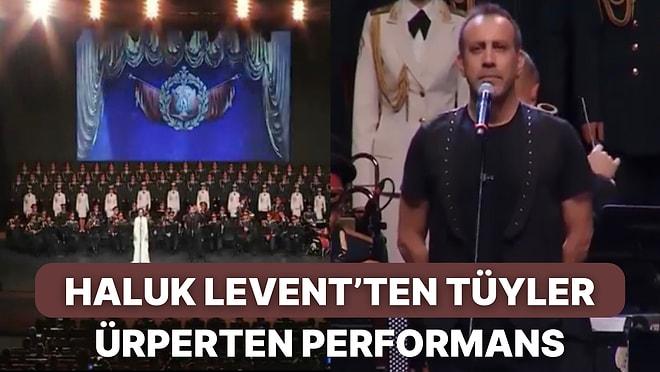 Haluk Levent’in 18 Mart Çanakkale Zaferi İçin Orkestra Eşliğinde Çanakkale Türküsü Söylediği Duygu Dolu Anlar