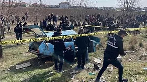 Konya'da gerçekleşen kaza, saat 09.30 sıralarında, Konya-Karaman kara yolunun 25'inci kilometresinde meydana geldi.