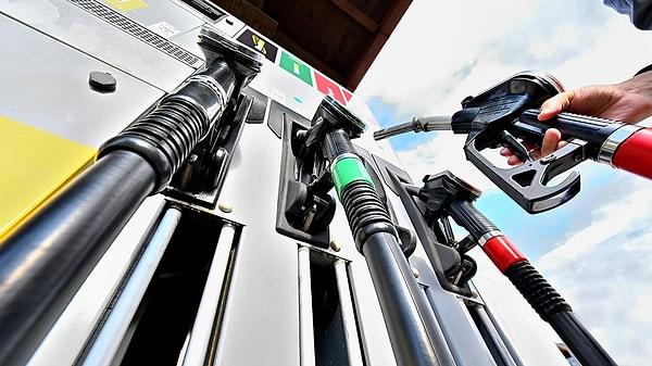 Düzenlemeyle birlikte akaryakıtta tek fiyat dönemi başlayacak ve istasyonlarda sadece benzin, motorin (dizel) ve LPG satışı olacak.