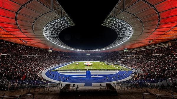 Şampiyonanın açılış maçı, Münih'teki Allianz Arena'da final karşılaşması ise Berlin'deki Olimpiyat Stadı'nda oynanacak.