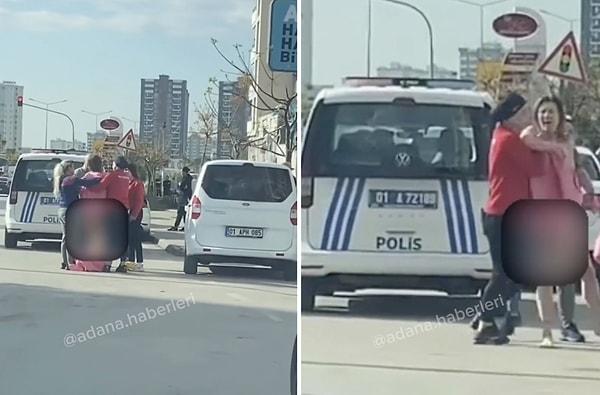 Kadının garip hareketler yaptığını gören vatandaşlar polisten yardım istedi.