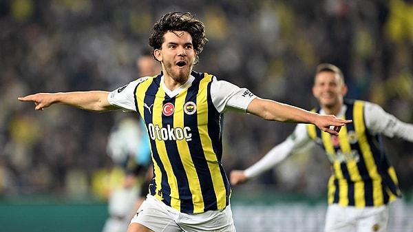 Trendyol Süper Lig ekiplerinden Fenerbahçe, yeni sezonda Ferdi Kadıoğlu'nun ayrılması halinde yeni sol bekini buldu.