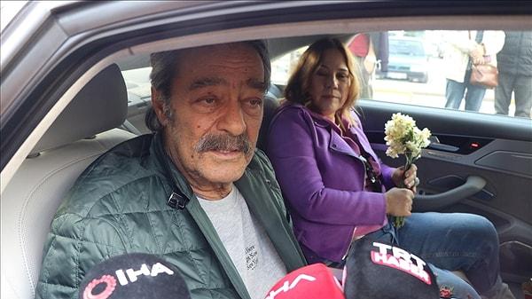 Türk sinemasının usta isimlerinden 74 yaşındaki Kadir İnanır, bu sabah Beykoz'daki evinde inme geçirmiş ve Ümraniye Eğitim Araştırma Hastanesi'ne kaldırılmıştı.