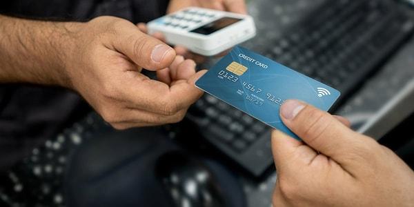 Bankalararası Kart Merkezi tarafından açıklanan verilere göre, Şubat ayı itibarıyla Türkiye'de kredi kartı sayısı 120,4 milyon, banka kartı sayısı 191,2 milyon ve ön ödemeli kart sayısı 91,8 milyon adet oldu.