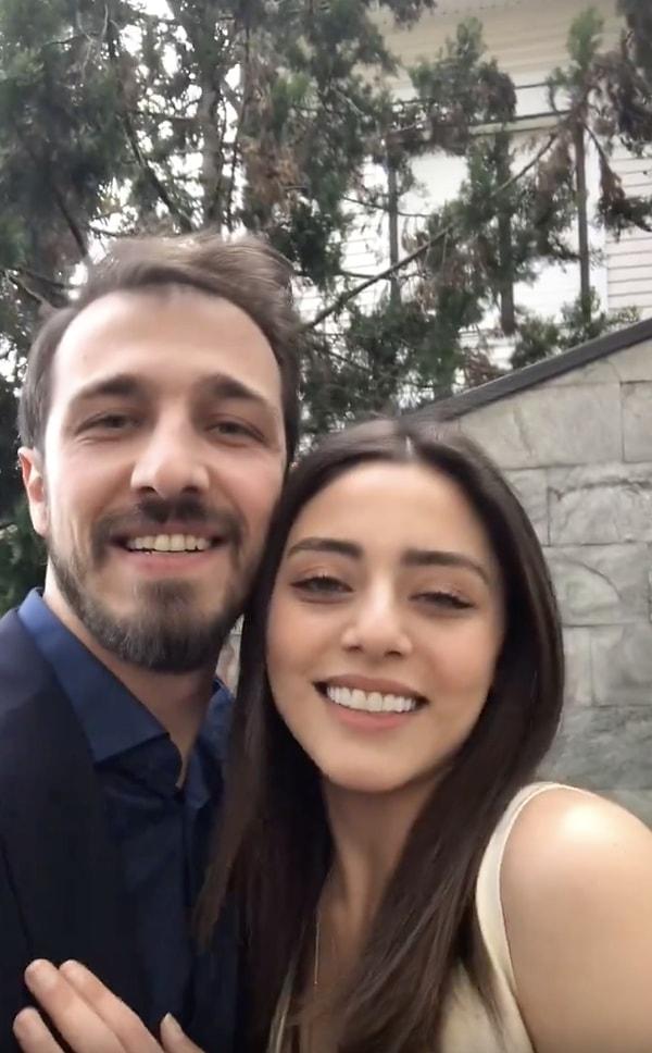 Sette birbirlerinin yüzüne gülüp arkasından konuşan iki oyuncuyu canlandırdıkları bir video paylaşan Altıntoprak ve Türkoğlu'nun o anları kısa sürede viral oldu.