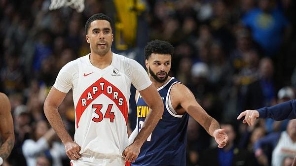Los Angeles Clippers ile Toronta Raptors karşılaşması öncesi bahis şirketleri Jontay Porter'ın maçtaki performansı için rutin olarak oran açtı.