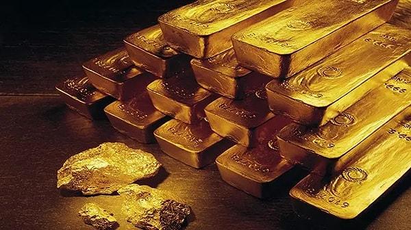 Altın kısa bir süre için yüzde 1,35 artışla 2.225,26 dolar ile yeni bir rekora ulaştı.