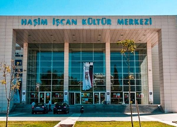 Haşim İşcan Kültür Merkezi, 2003 yılında mülkiyeti Antalya Büyükşehir Belediyesi'ne ait olan ve üzerinde eski bir toptancı halinin bulunduğu atıl vaziyetteki araziye inşa edilmişti.