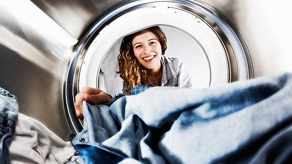 Giysiler için geniş alan ve en iyi bakımı sağlayan 11 KG kurutma kapasitesi, çamaşırlarınıza ideal özeni gösterir.