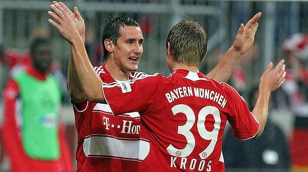 Kırmızı-beyazlı takımda yıldız isimler kadar forma şansı bulamasa da Klose, 150 maça 53 gol 27 asist sığdırmayı başarmıştı.