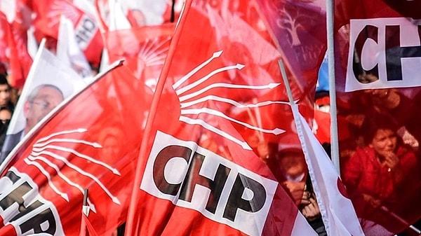 31 Mart yerel seçimlerinde Türkiye genelinde CHP 36 belediye alarak 23 belediyeyi kazanan AKP'yi tarihinde ilk kez ikinci sıraya sürükledi.