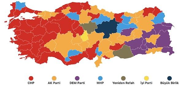 Bu yerel seçimde oy oranını yüzde 37.1'e çıkaran CHP, oyu yüzde 36'ya düşen AK Parti'ye büyük kan kaybettirdi.