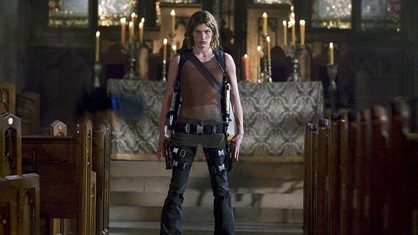 8. Resident Evil: Apocalypse (2004)