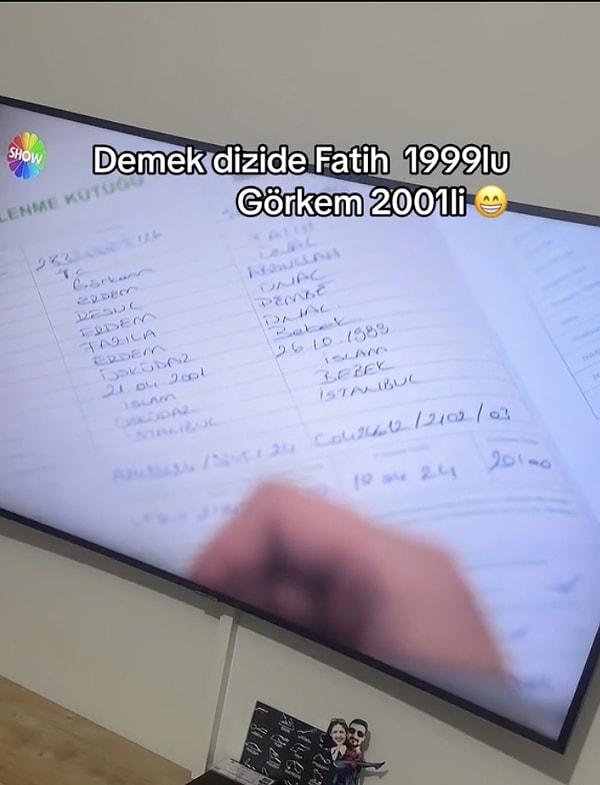 Nikah sahnesinde Fatih'in 1999, Görkem'in ise 2001 doğumlu olduğu ortaya çıktı.