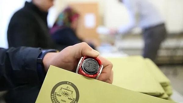 Güzelyurt'ta AK Parti yetkilileri, "kısıtlı seçmenlerin" oy kullandığı gerekçesiyle seçim sonuçlarına itiraz etti. İncelemenin ardından itirazı kabul eden kurul, seçimin yenilenmesine karar verdi.
