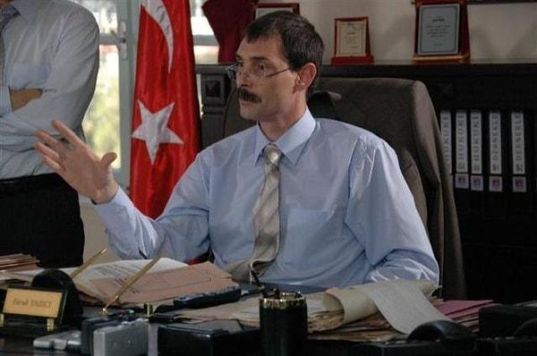 Beşikçioğlu vatandaşın özellikle Vali filmindeki gibi açık iletişim talebine cevap vereceğini söyledi.