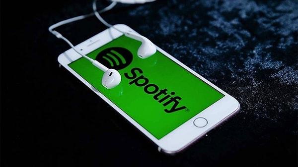 Bloomberg'e göre Spotify, nisan ayı sonuna kadar beş pazarda aylık fiyatları 1-2 dolar artıracak. Türkiye pazarında fiyatların artıp artmayacağına dair bir bilgi ise henüz yok.