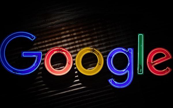 Google, iş modelinde büyük değişiklik yaparak yapay zeka destekli arama için ücret almayı düşünüyor.
