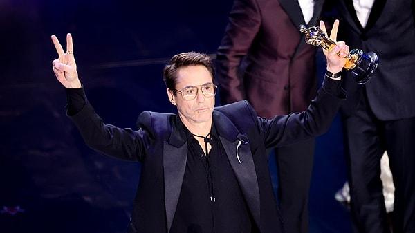 Onlardan biri de sunucu Jimmy Kimmel ile Christopher Nolan'ın Oppenheimer'ındaki Lewis Strauss rolüyle ödül töreninde En İyi Yardımcı Erkek Oyuncu ödülünü kazanan Robert Downey Jr. arasında gerçekleşti.
