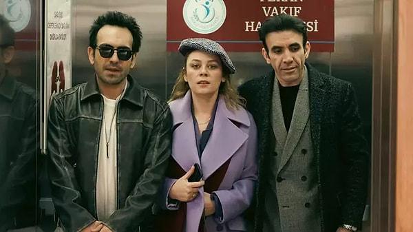 Demet Evgar, Buğra Gülsoy, Mehmet Yılmaz Ak, Hatice Aslan ve Ecem Özkaya gibi oyuncuların başrollerinde yer aldığı dizi kısa sürede ilgiyi üzerine toplamayı başardı.