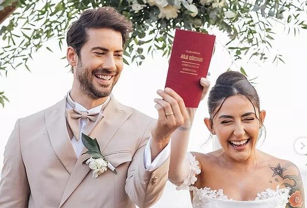Oyuncu ve model sevgilisi Serkan Sağdıç'la 2023 senesinin Ekim ayında dünyaevine giren Melek Mosso, sosyal medya hesabından yaptığı paylaşımlarla ne kadar mutlu olduğunu herkese gösteriyor.