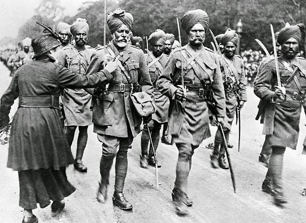 1. Fransa'ya gelen Hintli Askerler, I. Dünya Savaşı, 1914.