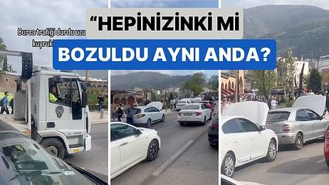 Bursa'da Park Yasağı Olan Yerde Araçların Kaputunu Açıp Bozulmuş Gibi Yapan Vatandaşlar Pes Dedirtti
