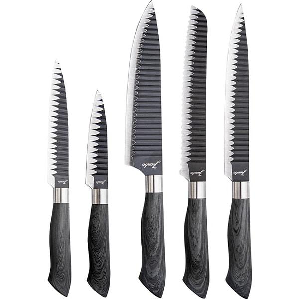 2. Yemek yaparken keskin bıçağın kıymetini bilenler için harika bir bıçak seti.