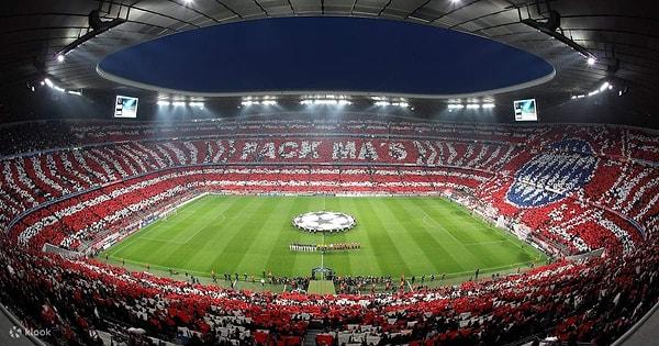 10 - Allianz Arena (Bayern)