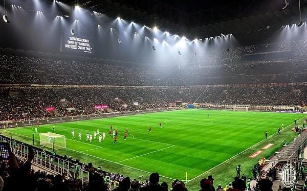 İspanyollar, zirve için tercihini Türkiye'den yana kullandı. Süper Lig ekibinin evi, en iyi atmosfere sahip stadyum seçildi. İşte okuyucuların tercihlerine göre ortaya çıkan liste 👇