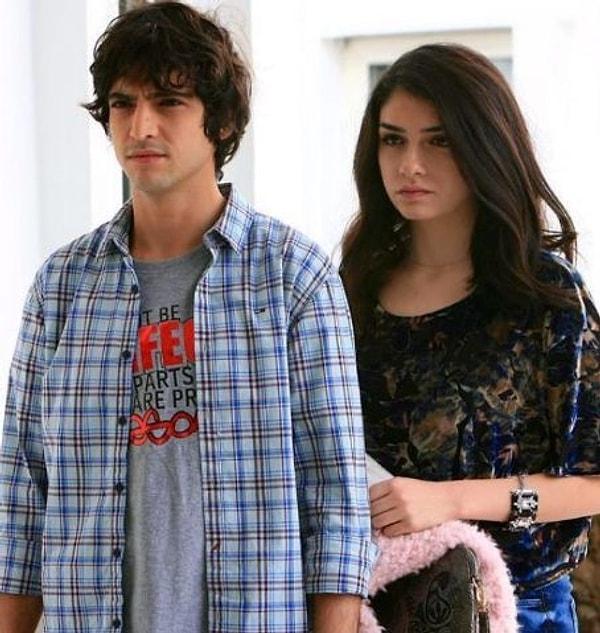 2013-2015 yılları arasında yayınlanıp televizyon tarihine damgasını vuran Medcezir dizisinde rol alan Taner Ölmez "Mert Asım Serez" karakteriyle gönülleri fethetmişti.