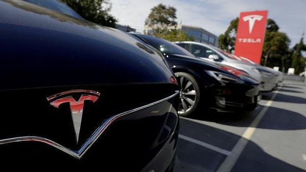 Tesla, Kaliforniya'da 3 bin fazla kişiyi işten çıkaracak.