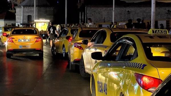 Yeni taksi plakaları konusunda İBB Başkanı İmamoğlu'na sıkı bir muhalefet eden Aksu, yakın zamanda bu konuda da yumuşama sinyali vermişti.