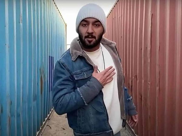 Protestolara katılan ve şarkılarında sık sık İran yönetimini eleştiren rapçi Toomaj Salehi de tutuklananlar arasındaydı.