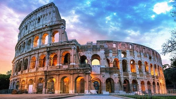 4. Colosseum, Roma