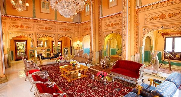 4. The Shahi Mahal Suite, Raj Palace Hotel - Jaipur, Hindistan