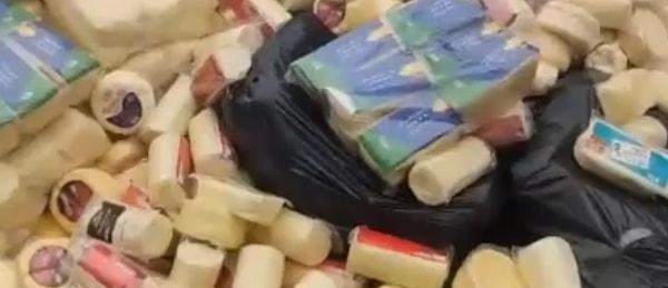 Operasyonda çoğu küflenmiş, bozulmuş ve zorunlu etiket bilgileri bulunmayan 6 bin 889 kilogram kaşar peyniri, 1575 kilogram bitkisel margarin ve 257 kilogram sucuk ele geçirilerek, imha edildi.