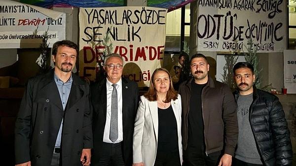 CHP Zonguldak Milletvekili Eylem Ertuğrul da öğrencilerin eylemlerine destek vermek için okula gitti.
